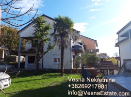 Igalo-Drenovik-Dvospratna kuća površine171m2-na placu P459m2-160.000€
